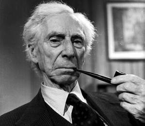 bertrand_russell_smoking4